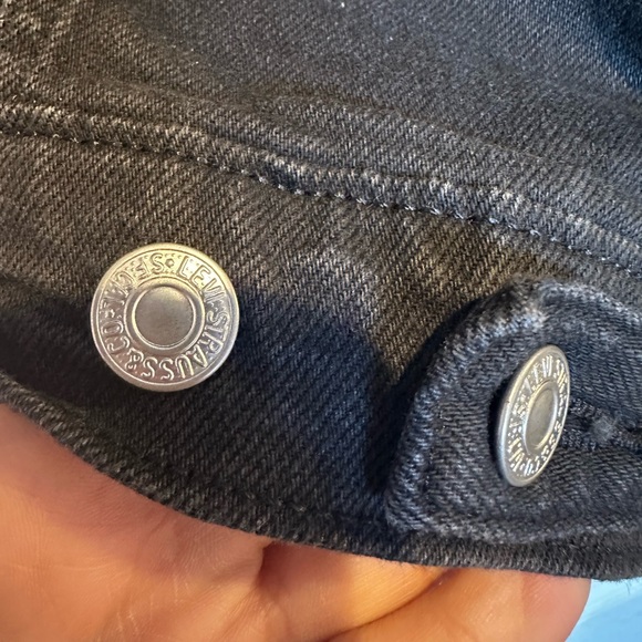 Levi’s: black jean sweater jacket - Picture 7 of 7